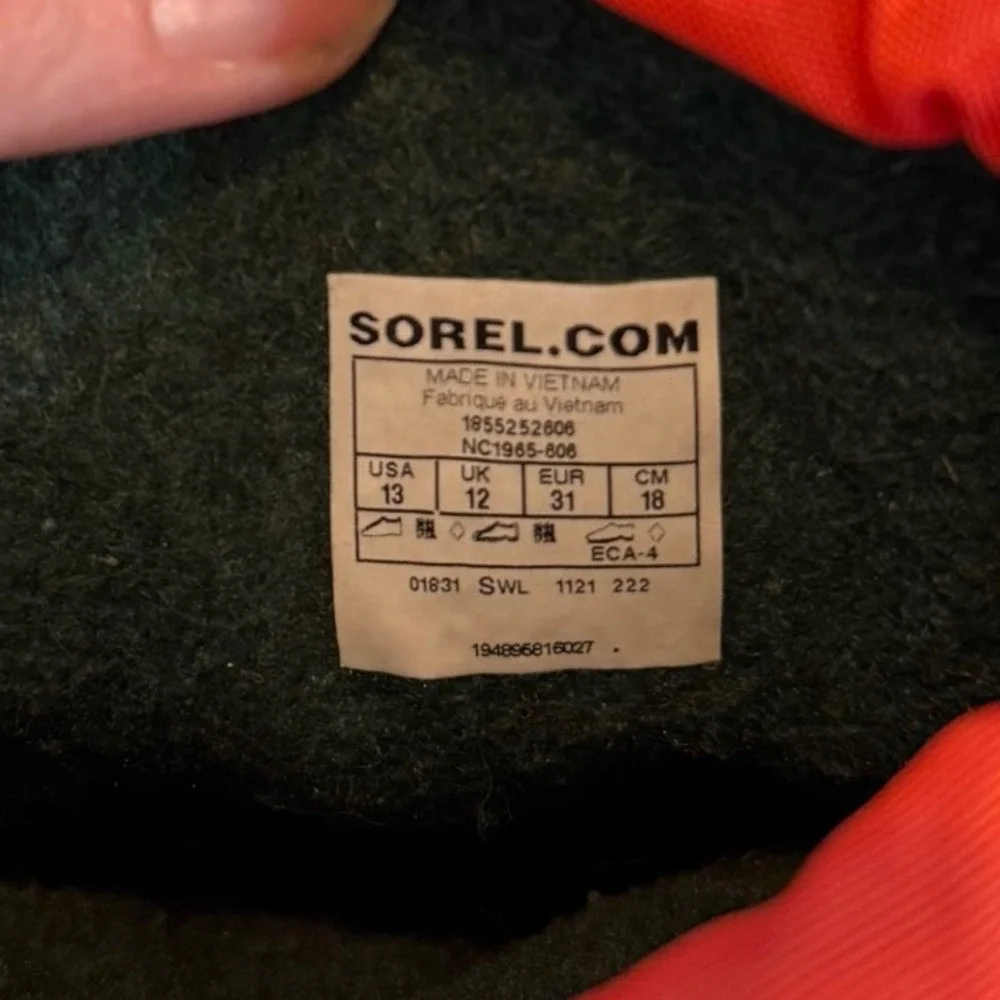 Sorel Kids Flurry Snow Boots Pink Red Waterproof Winter Size 13 Insulated Youth